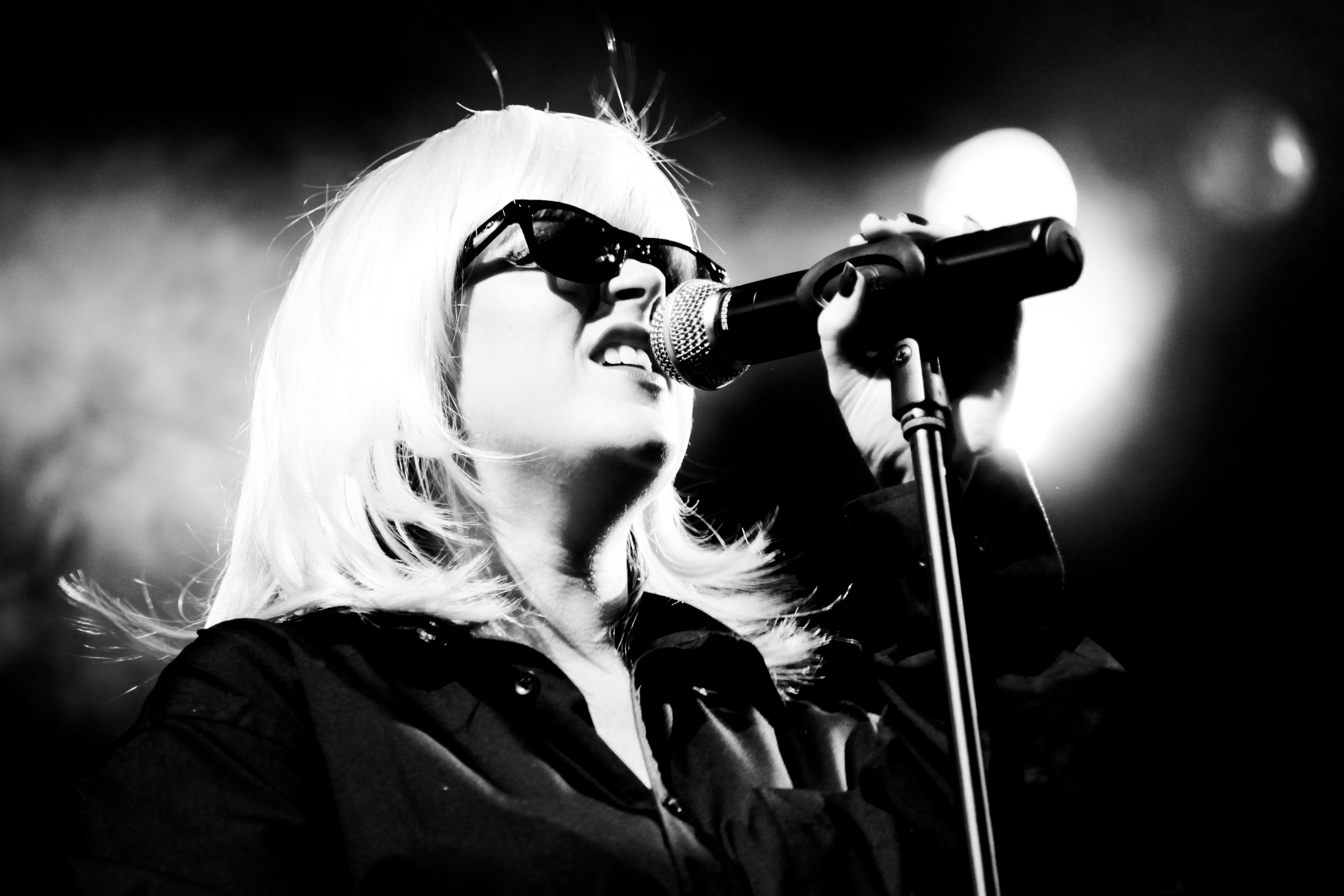 Atomic Blondie Live at The Green, Kinross