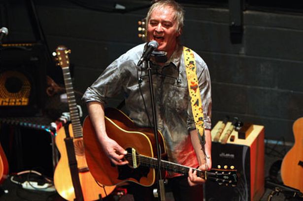 Steve Daggett Plays Backstage