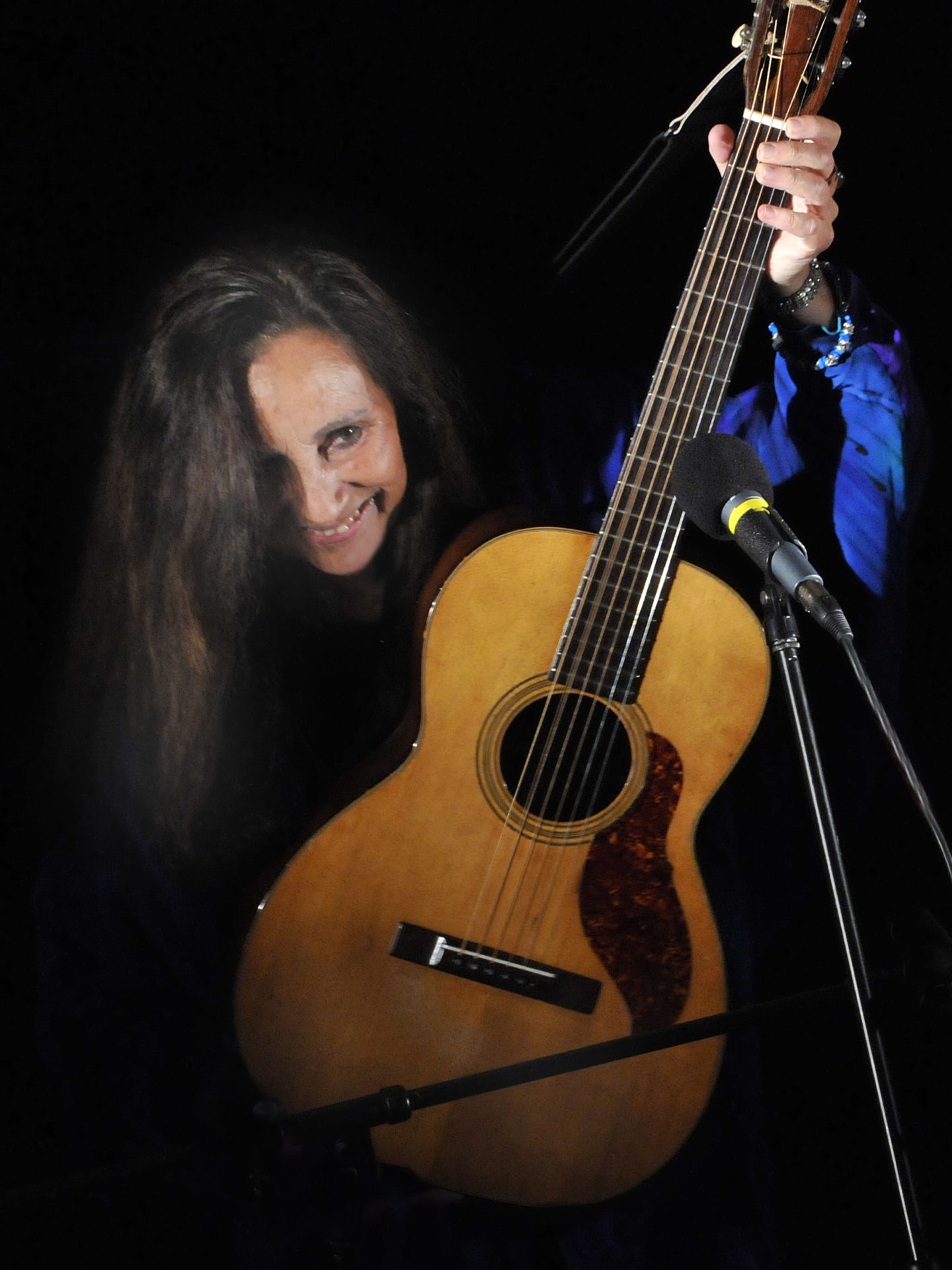 Julie Felix Plays Kinross in 2018 for Mundell Music