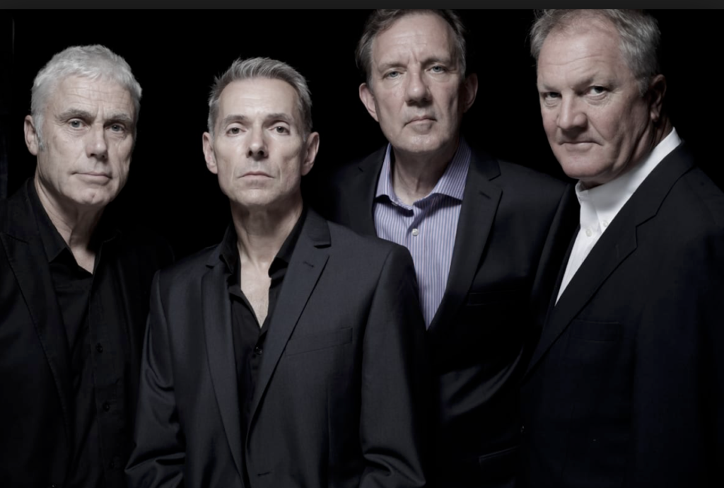 Dr.Feelgood plays Backstage Kinross